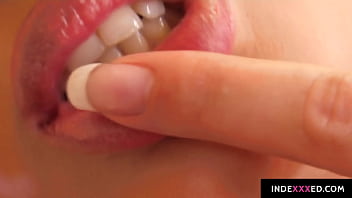 Lizy Hottie In A Solo Masturbation Scene