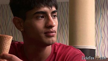 Swarthy Twink Gets Him Some White Meat - kiss, gay, twinks - Video 4756907