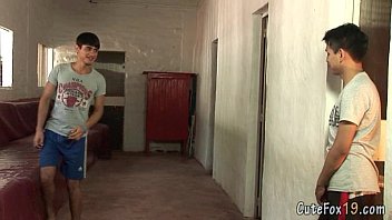 Two Horny Gay Boys Kiss And Give Head - blowjob, oral, gay, twinks - Video 4805060