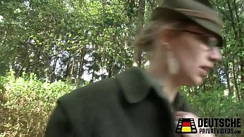 Claudia Erwischt Hannes