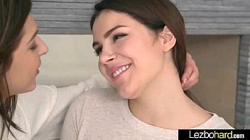 Action On Tape Between Lesbians Teen Hot Girls (valentina Nappi _ Leah Gotti) Vid-29