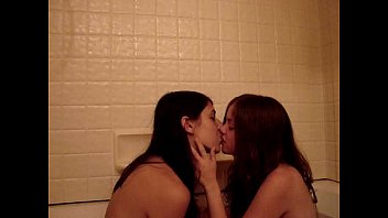Lesbian, Brunette, Kissing - Lesbian - 2025 - Passionate - Session - Video 6599822
