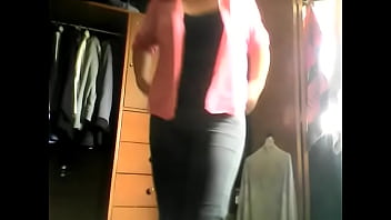 Ana Emma Me Da Un Regalito