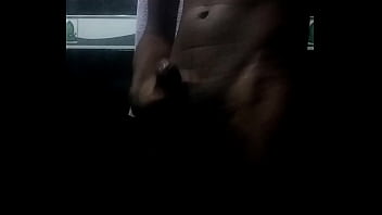 Gozando No Banheiro - gay, leite, gala, gozando, moreno, grosso, banheiro, baiano - Video 4782268