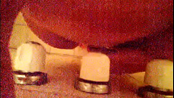 Se Pajea Con Una Canilla