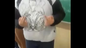 Rebolando No Pau Da Globo