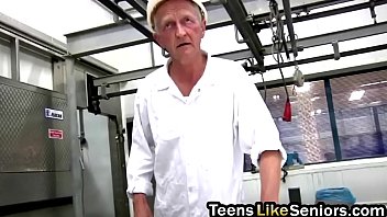 Old Chef Seduced Slutty Brunette Teen Into Banging