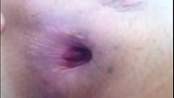 Tentando Colocar O Cu Pra Fora