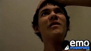 Handsome Stud Loves Sucking His Friends Giant Long Sword