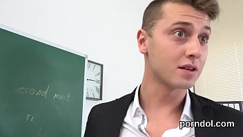 Kissable Is Tempted And Banged By Her Senior Lecturer