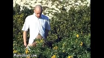 Outdoor Gay Sex Adventure Of A Hot Young Seducer - outdoor, blowjob, gay, twink, daddy - Video 4729107