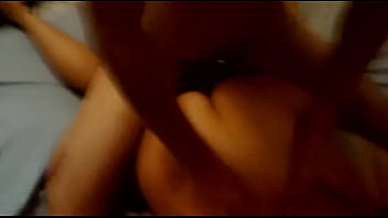 Mi Mujer Con Un Flaco Amigo