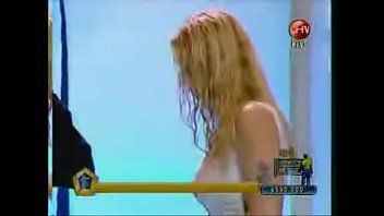 Alejandra Díaz Biombo Y Polera Mojada _muy Sexy!