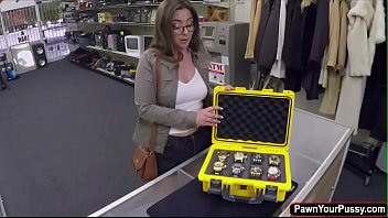 Hot French Babe Gets Fucked Fucked In The Pawnshop For A Plane Ticket