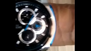 VID-20170503-WA0002 - Gay-verga-reloj