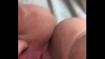 Showing My Pussy To A Stranger On Skibbel