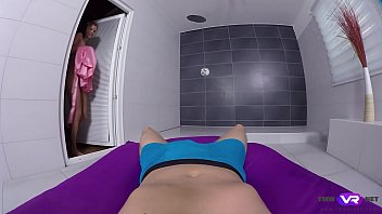 Tmw Vr Net - Sarah Kay -twisted Shower Game At Tmwvrnet