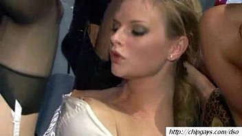 Tasty Muscles Boys Suck Girls On Party