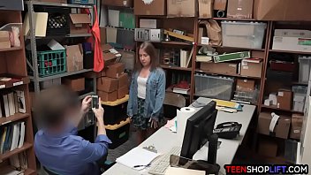 Mall Cop Fucks Curvy Amateur Teen He Caught Shoplifting