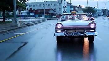 No Tiene Dinero Para Pagar El Taxi Y Se Cogen A La Perra