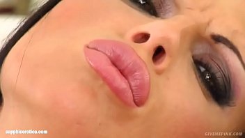 Sapphix Network Presents Sonya Masturbating