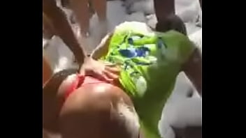 Girls Dancing Foam Beach Party