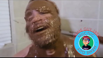 Luccas Neto Novinho Na Banheira... De Nuttela