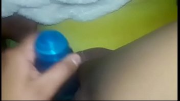 Chapina Caliente Jugando Con Dildo