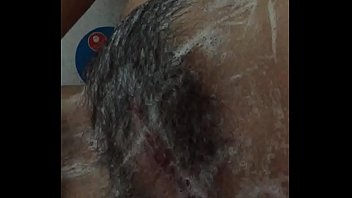 vệ sinh lồn bướm