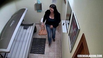 Huge Natural Tits In Solarium