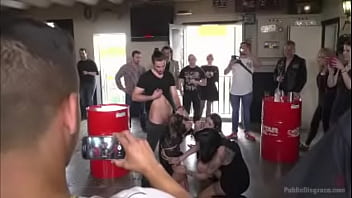 Melody Petite Mamando Verga 3