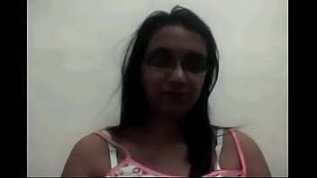 Homely Hyderabadi Indian Lady Getting Fully Nude On Cam - Day 1