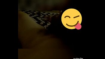 Una Amiga Me Da Una Rica Mamada