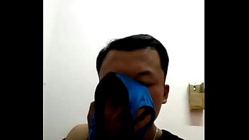 Hửi quần lót ăn cắp