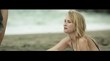 Juana Acosta Ingrid García Jonsson In Acantilado 2016