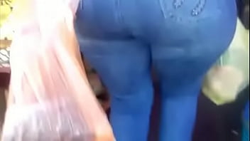 Madura Con Grandes Nalgas