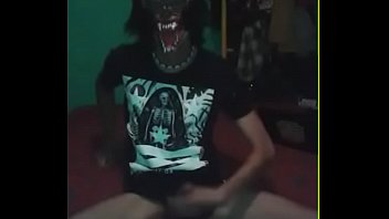 Algún Tipo Haciéndose Una Buena Chaqueta