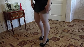 Girl Masturbates Her Ass