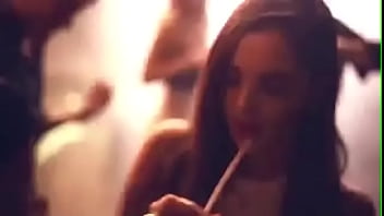 Liz Alexa Moviendo La Cola