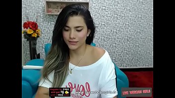 Vannesa4ux 4 - Teen-brunette-vibrator-masturbation-webcams-webcamshow