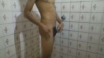 Dotado No Banheiro - no, soloboy, banheiro, dotado - Video 4667568