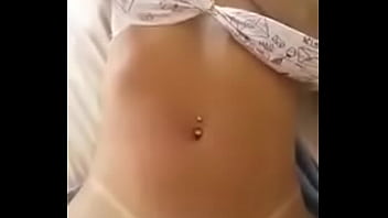 Novinha Amadora Peituda Bolinando A Bucetinha