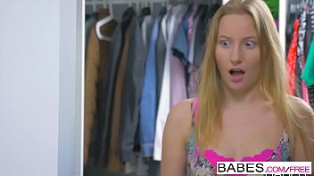 Step Mom Lessons - Healing Hands Starring Kiki Cyrus And Nikki Thorne Clip