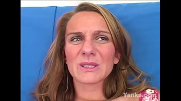 Milf From Yanks Skye Russell Cums