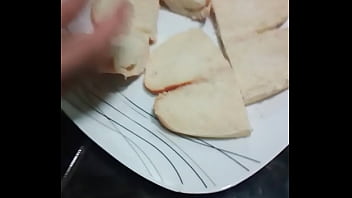 Frotando Mi Rico Pan Blanquito