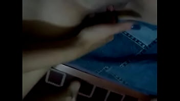 Pendeja Argenta Tocandose