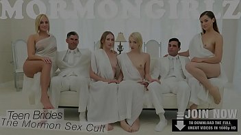 Mormongirlz- Passionate Lesbian Group Sex