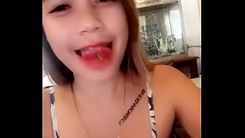 Pinay Tongue Action