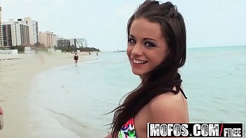 I Know That Girl - Tightest Pussy In Town Starring Michelle Bella - tits, blowjob, amateur, gonzo, dick, model, friends, girlfriend, chicks, exposed, lovers, mofos - Video 4604481