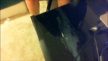 Ts Unloads On The Table